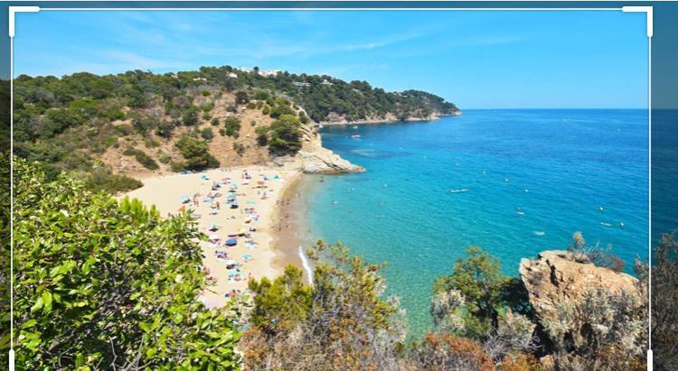Sea View Cottage: Equipped For 4 With Pool, A/c, Wi-fi & Bikes *
