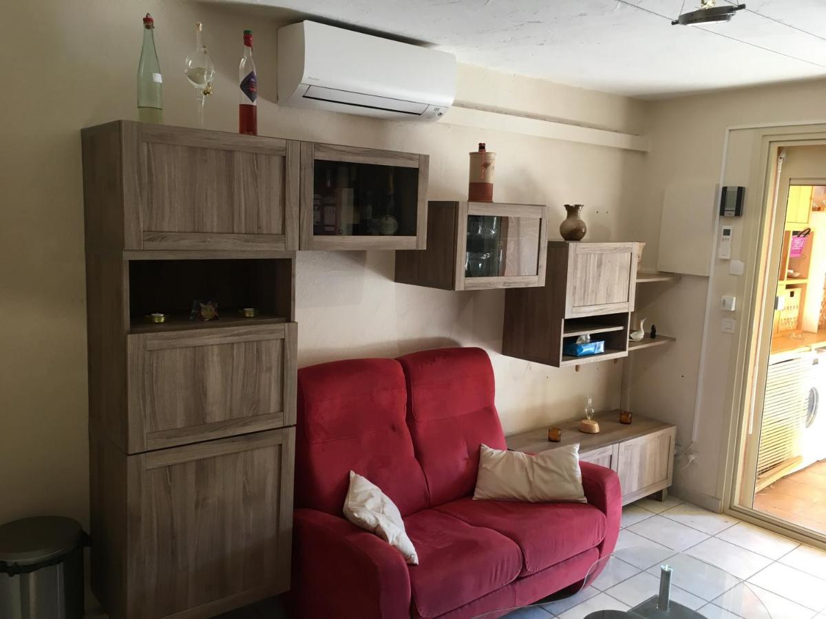 Sea View Cottage: Equipped For 4 With Pool, A/c, Wi-fi & Bikes Apartment