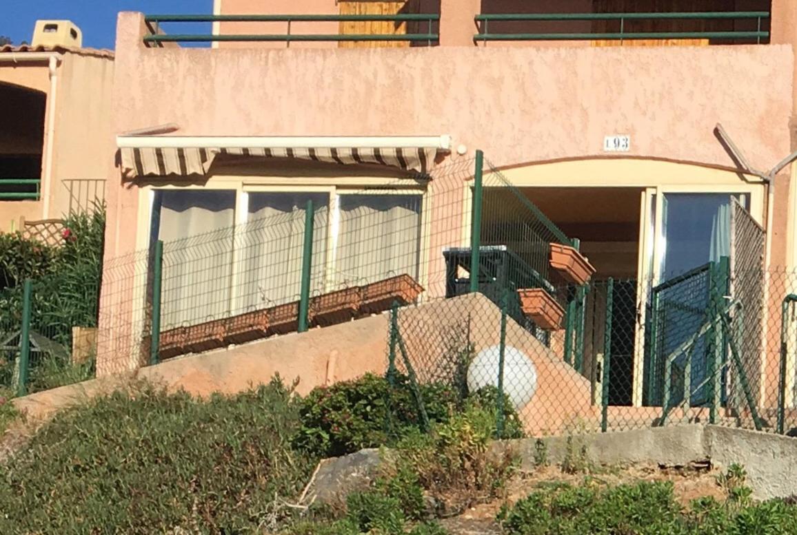 Sea View Cottage: Equipped For 4 With Pool, A/c, Wi-fi & Bikes